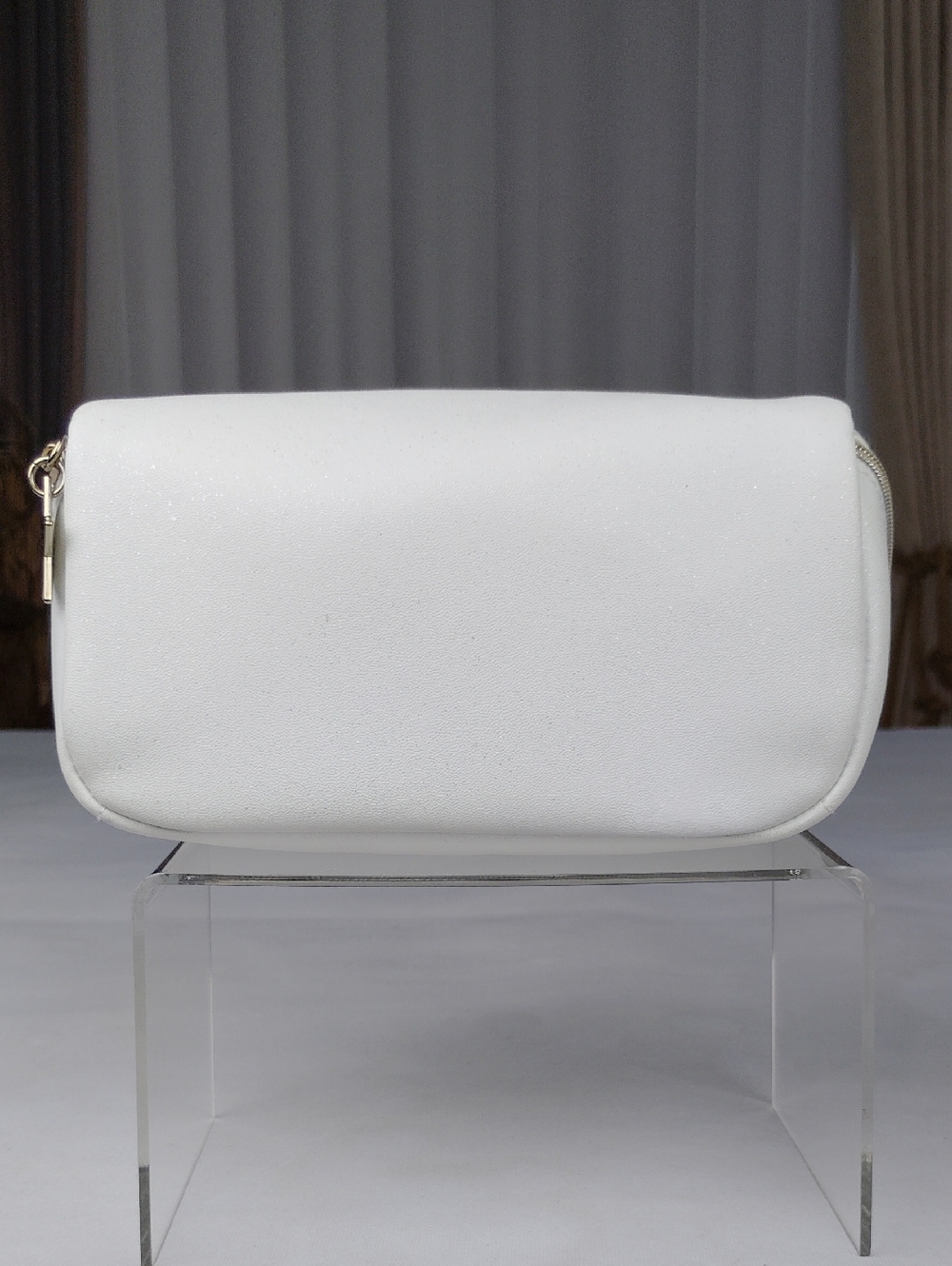 Christian Dior Cosmetic Pouch. - Picture 6 of 11
